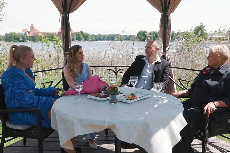 Ūkininkas Algirdas su mama ir ūkininkė Živilė / TV3 nuotr.