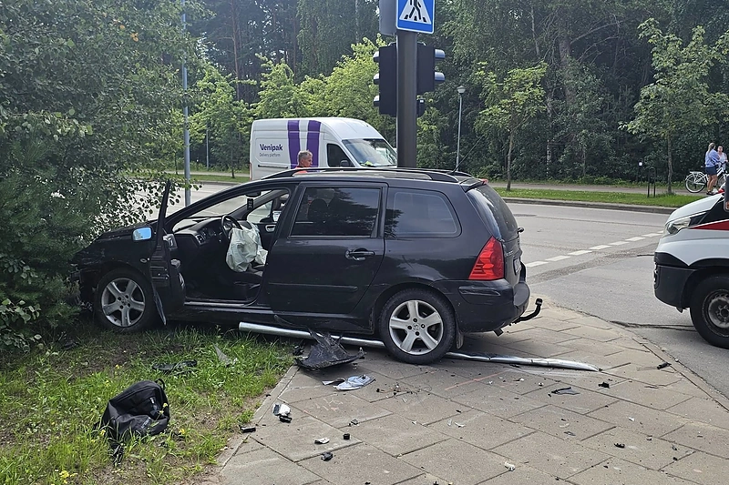 Įvykio vietoje / Nuotrauka iš Š.Vaitkaus „Facebook“ profilio