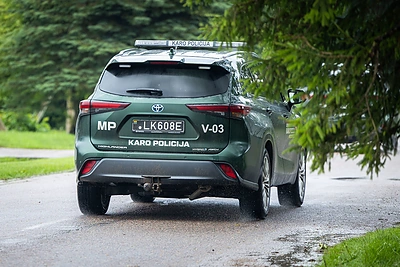 Karo policija dalyvauja drono paieškose / Roberto Riabovo / BNS nuotr.