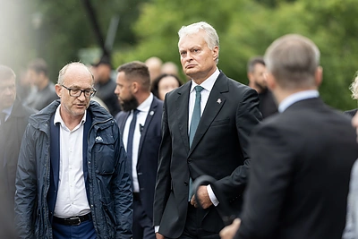 Prezidentas prabilo apie įtarimus patarėjui dėl girtumo: „Sakiau, kad jei jaučiasi blogai, neturėtų eiti“