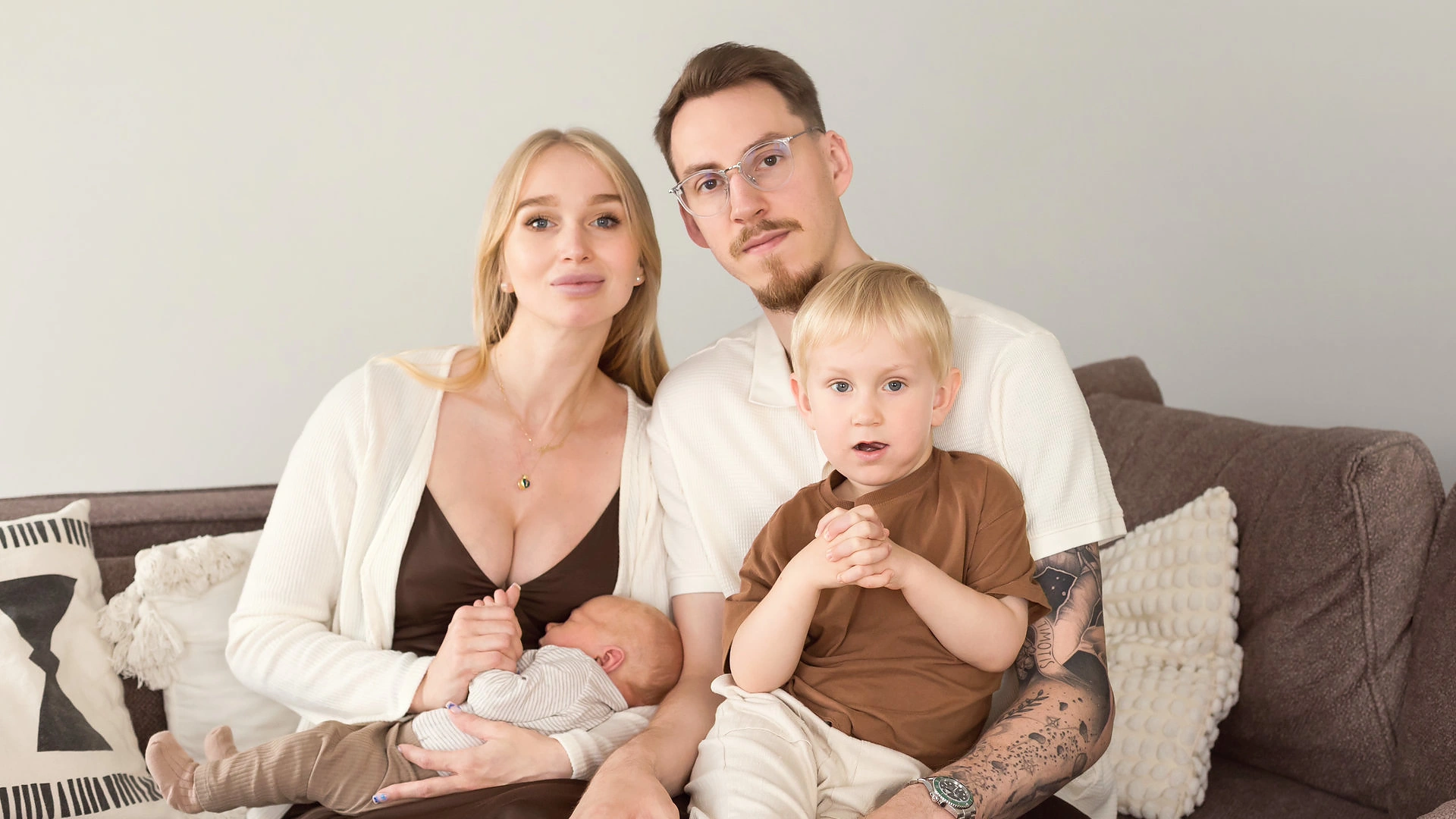 Netrukus į Graikiją persikels visa šeima: Arnoldas, Gitana, vyresnėlis Elijas ir mažasis Teodoras / Astos Petraitienės nuotrauka