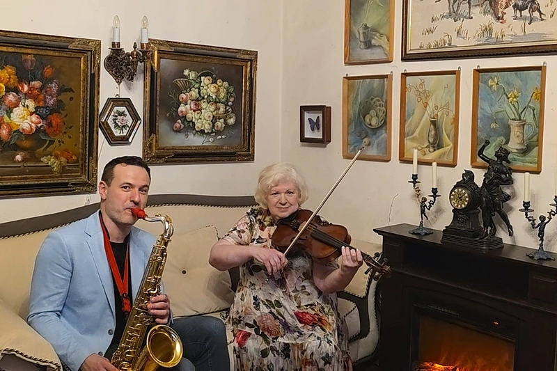 Juozo Kuraičio ir jo mamos duetas / Asmeninio archyvo nuotr.