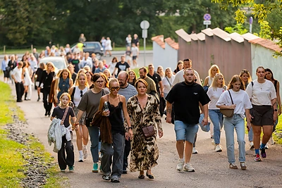 Gerbėjai renkasi į Donato Montvydo koncertą / Patricija Adamovič / BNS nuotr.
