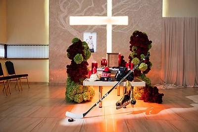 Atsisveikinimas su ledo ritulininku Mindaugu Kieru / Roberto Riabovo / BNS nuotr.