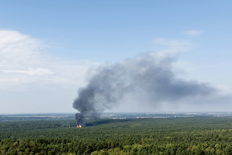Gaisras Vilniaus dujų pilstymo stotyje / Lukas Balandis / BNS nuotr.