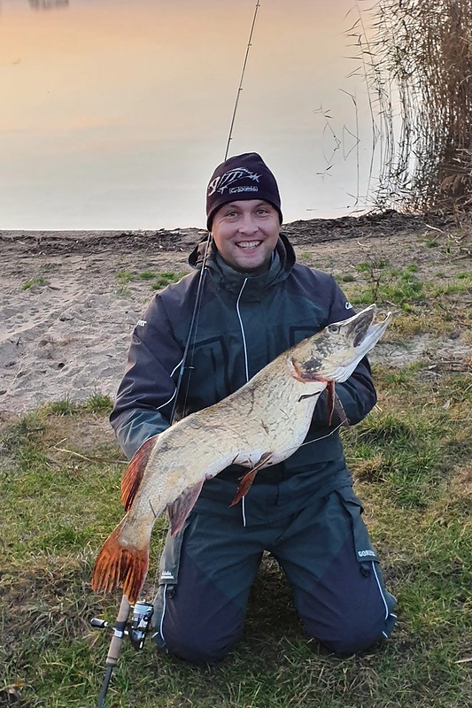 Arūnas Čmukas labai mėgo žvejoti / Nuotr. iš asmeninio archyvo