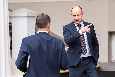 Aurelijaus Verygos nestebina „Nemuno aušros“ rėmimas grynaisiais, ragina persvarstyti finansavimą