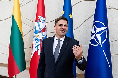 Kultūros ministerija prabilo apie vėliavų skandalą: „Vykdytas Ignoto Adomavičiaus žodinis pavedimas“