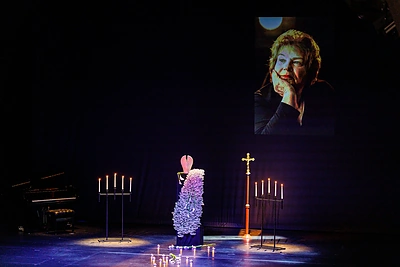 Atsisveikinimas su aktore Mile Šablauskaite / Eriko Ovčarenko / BNS nuotr.