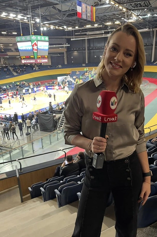 Asta Žukaitė-Nalivaikienė / Asmeninio albumo nuotr.