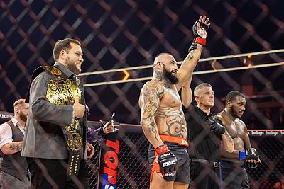 BRAVE CF 99 x UTMA 14 kovų turnyras / Patricija Adamovič / BNS nuotr.