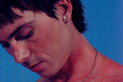 M.A.M.A scenoje pasirodysiantis atlikėjas