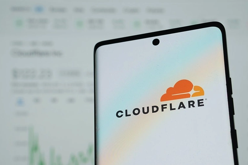 „Cloudflare“ / Shutterstock nuotr.
