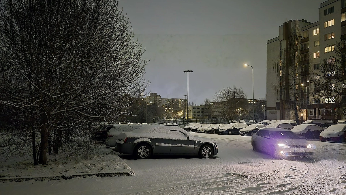 2025 metų lapkričio 23 dienos sniegas Vilniuje / 15min skaitytojo nuotr.