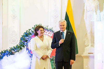 Kalėdų eglės įžiebimas prezidentūroje / Prezidentūros nuotr.