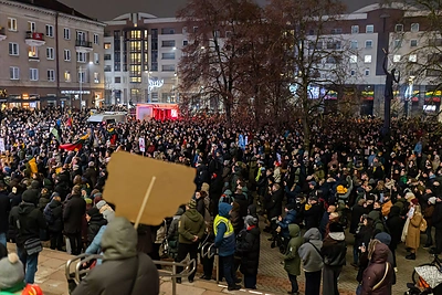 Antrasis protestas „Šalin rankas nuo laisvo žodžio!“ / Patricija Adamovič / BNS nuotr.