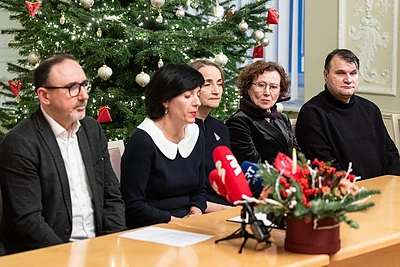 Akibrokštas – Nausėdai: Nacionalinių premijų teikimas perkeltas į Sapiegų rūmus, jas turėtų teikti ne prezidentas