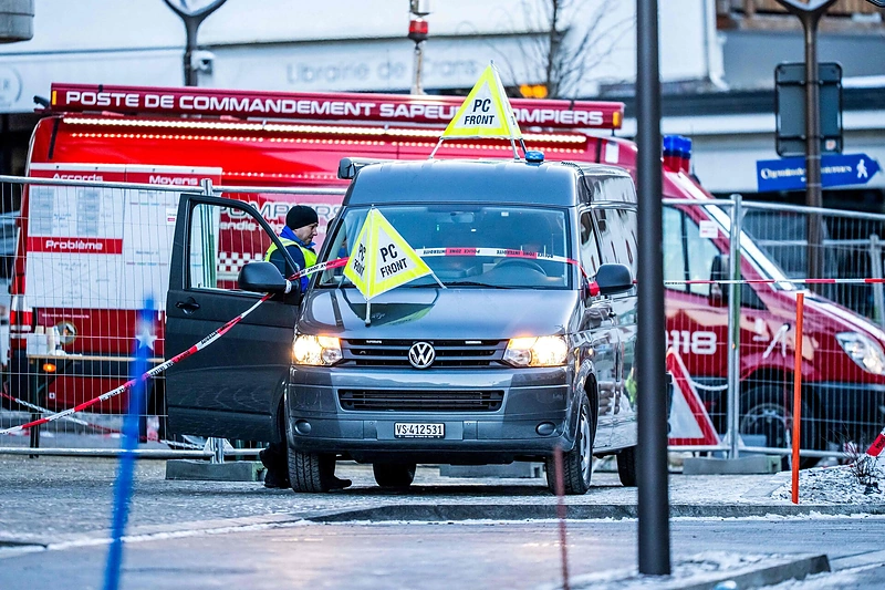 Šveicarijos Kran Montanos slidinėjimo kurorto bare kilo gaisras / AFP/„Scanpix“ nuotr.