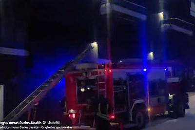 Neringoje užsiliepsnojo svečių namai: žuvo vilos savininkė – žinoma verslininkė