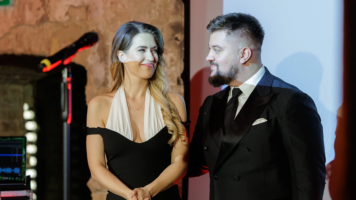 Ievai Barborai Juozapaitytei pribloškus žinia apie dvynukus – pasisakė jos garsus tėtis | Žmonės.lt