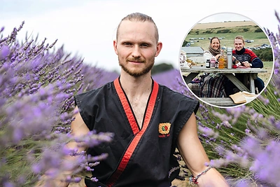 In Memoriam Adomas Miklys – budistas nuo vaikystės, neeilinis talentas ir Miško Tarzanas, į Lietuvą grįžęs „su visam“