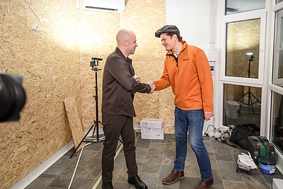 Ąžuolas Žvagulis įsileido į naujos picerijos patalpas / Tomo Petrovskio/tomasfoto.lt nuotr.