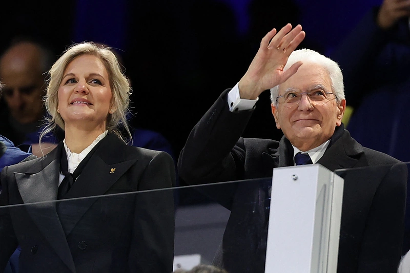 Olimpinių žaidynių Italijoje atidarymo fiesta. Italijos prezidentas Sergio Mattarella ir IOC prezidentė Kirsty Coventry. / „Scanpix“ nuotr.