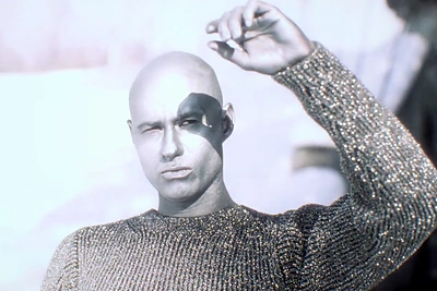 Lion Ceccah virto žmogaus ir roboto hibridu – unikaliai pristatė dainą „Eurovizijai“: ar pakerės Lietuvą?