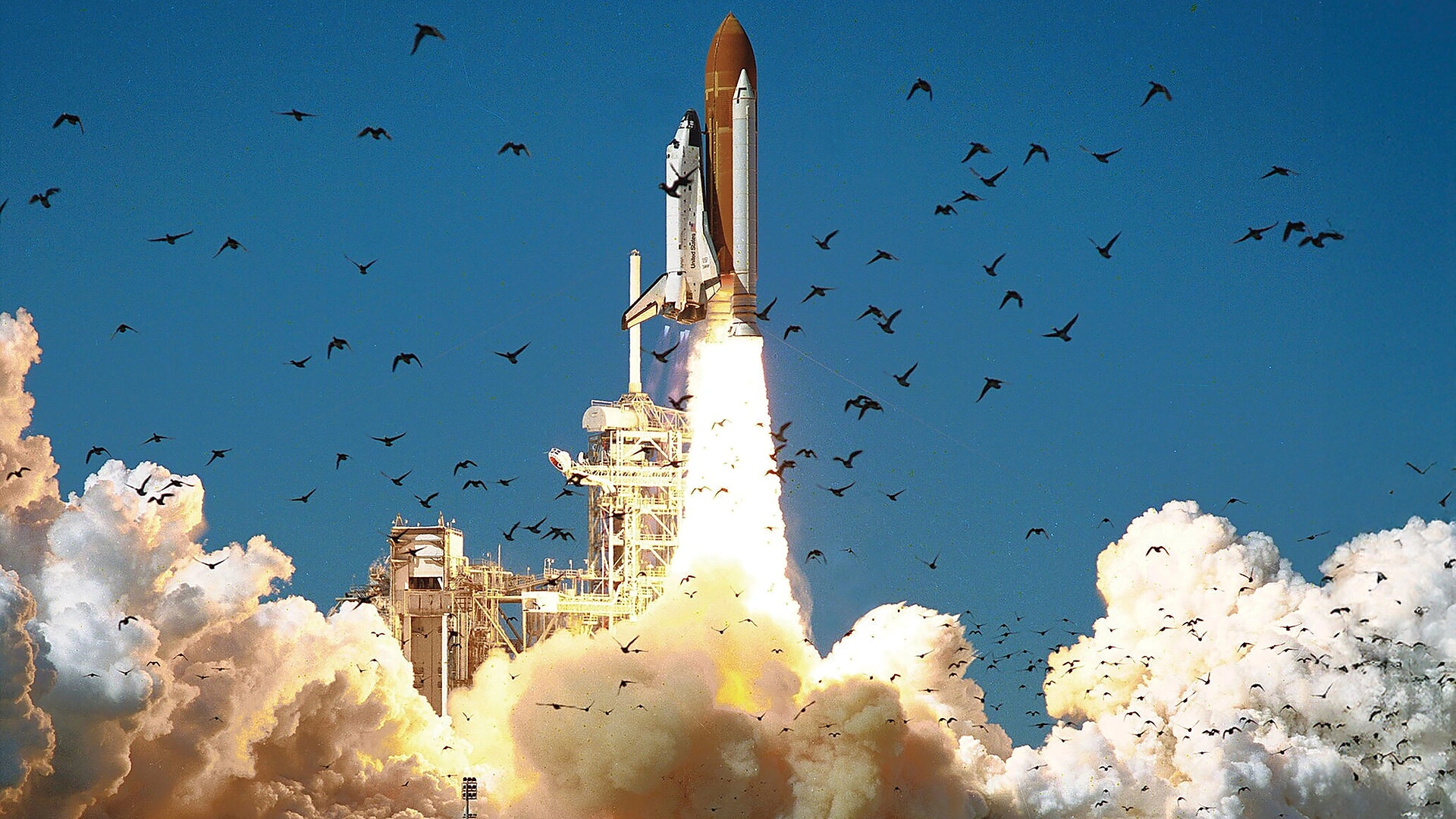 1986-ųjų sausio 28-oji 11 valandų 38 minutės: daugkartinio naudojimo erdvėlaivis „Challenger“ kyla į savo paskutinį skrydį / Vida Press nuotrauka