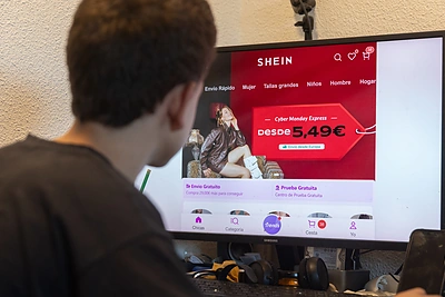 ES ėmėsi tyrimo dėl į vaikus panašių sekso lėlių „Shein“ asortimente