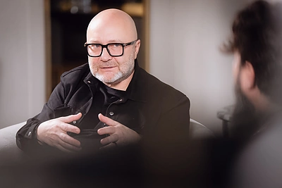 „Eurovizijos“ dinozauras Audrius Giržadas – atvirai apie konkurso intrigas ir asmeninio gyvenimo dramas