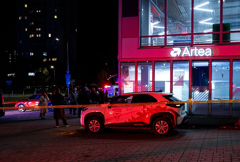 Išpuolis banko skyriuje Vilniuje: policija mieste gaudo dujomis ginkluotą įtariamąjį / Pauliaus Peleckio / BNS nuotr.