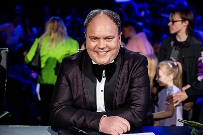 Vytautas Lukočius – ilgais plaukais?! Paviešinti netikėti kadrai