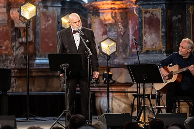 Koncertas „Draugai Kostui: Kosto Smorigino dainų vakaras“ / Pauliaus Peleckio / BNS nuotr.