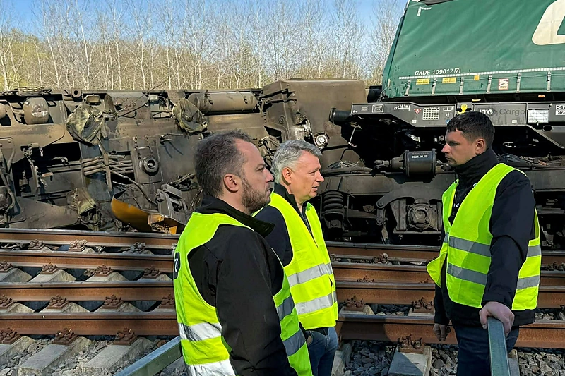 Susisiekimo ministras Juras Taminskas įvykio vietoje Jiesioje / Bendrovės nuotr.