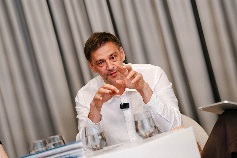 Tinklalaidė „Pokalbiai LATGA Autorių namų virtuvėje“
