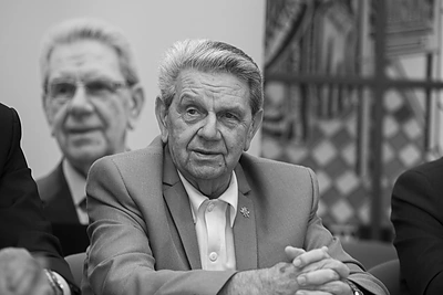 Netekome krepšinio legendos – mirė Vladas Garastas