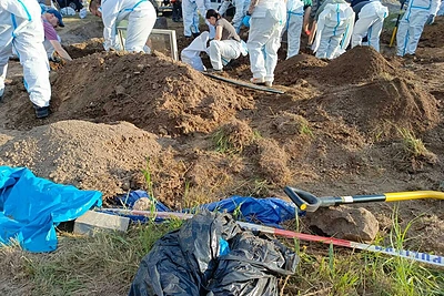 Žešuvo rajone, Lutoryžo kaime aptikti palaidoti negimusių kūdikių palaikai ir medicininės atliekos / Žešuvo policijos nuotr.