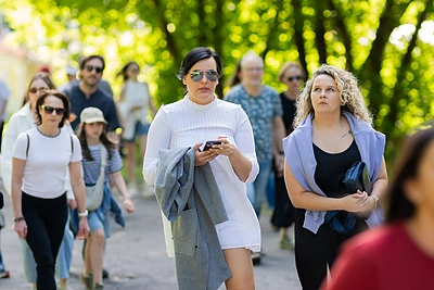 Į Stingo koncertą renkasi gerbėjai / Roberto Riabovo / BNS nuotr.