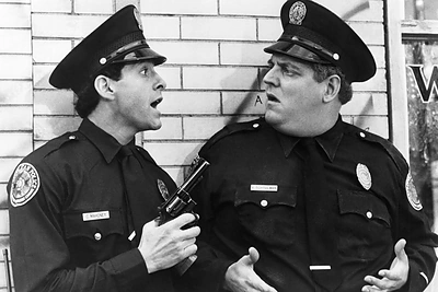 Mirė filmo „Policijos akademija“ žvaigždė