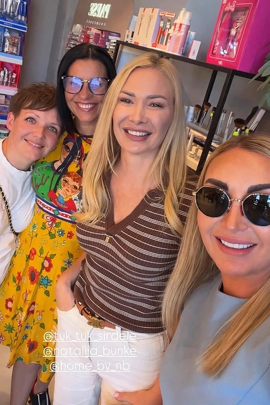Gerda Žemaitė, Natalija Bunkė, Alina Šiaulevičiūtė ir Birutė Wish / Asmeninio albumo nuotr.