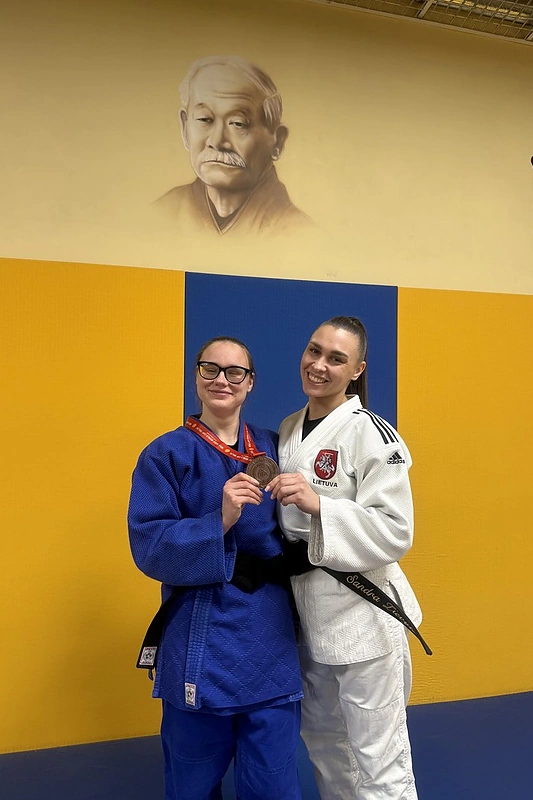 Monika Aželionytė su trenere Sandra Žievyte / Asmeninio arch. nuotr.