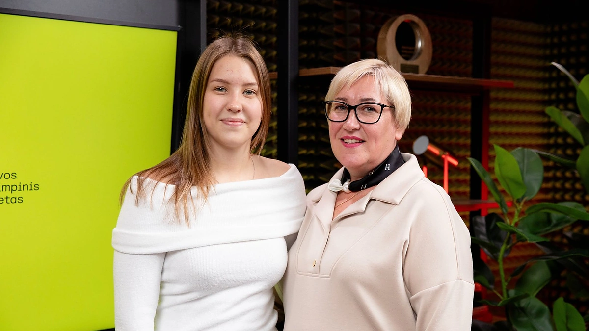 Plaukikė Ieva Kazlauskytė su mama Eugenija / 15min nuotr.