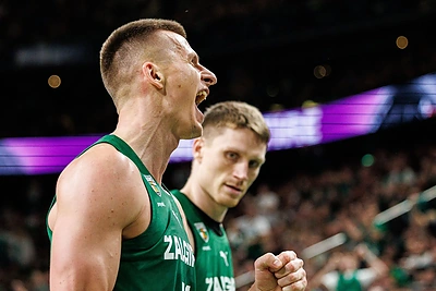 Trečia iš eilės! „Žalgiris“ įvarė baimės, bet išliko ant bangos Eurolygoje
